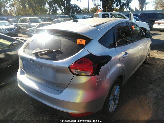 Ford FOCUS SE 2018 1FADP3K2XJL241857 Image 5