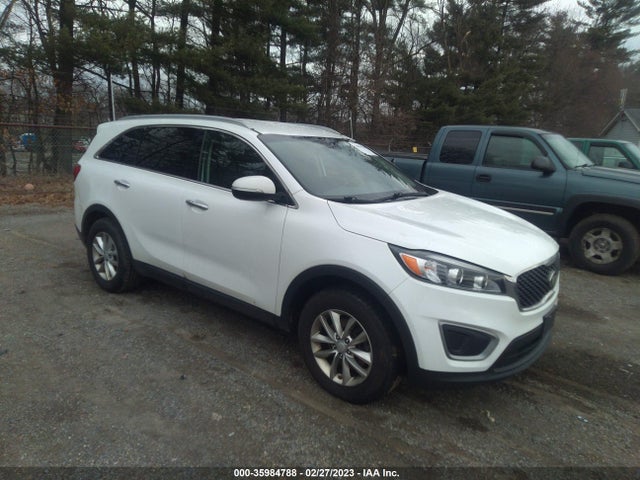2016 Kia Sorento, VIN: 5XYPG4A34GG161739
