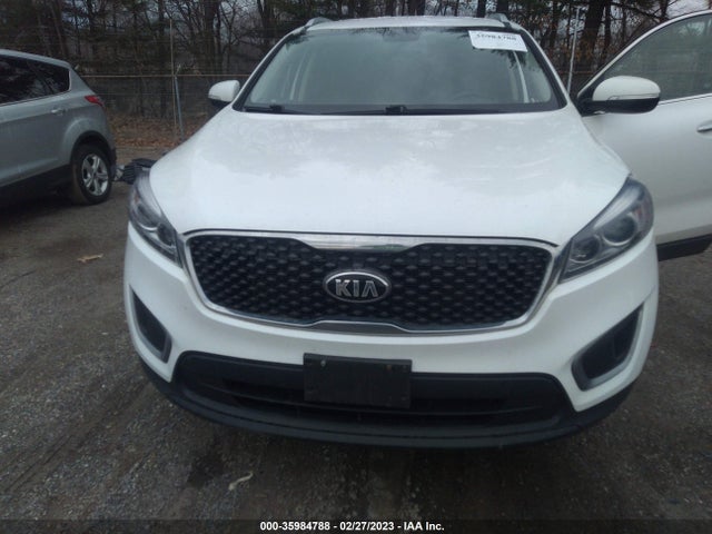 2016 Kia Sorento, VIN: 5XYPG4A34GG161739