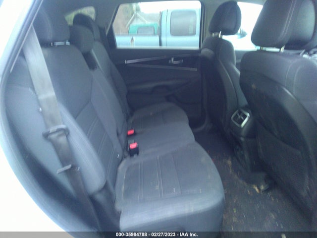 2016 Kia Sorento, VIN: 5XYPG4A34GG161739