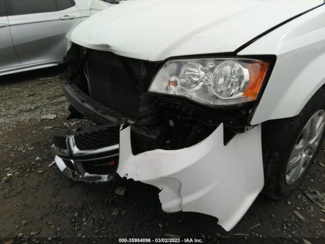 2C4RDGBGXFR624661 Dodge Grand Caravan Se