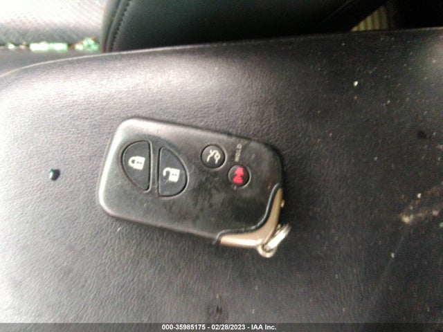 JTHBB1BA8A2005739 Lexus HS 250H