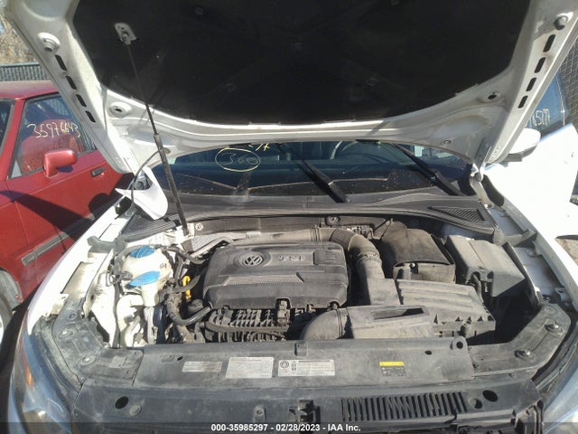 1VWAS7A35FC108036 Volkswagen Passat 1.8t Limited Edition