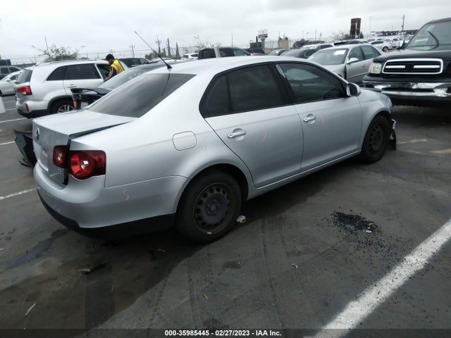 3VWJZ71K18M084905 Volkswagen Jetta Sedan S