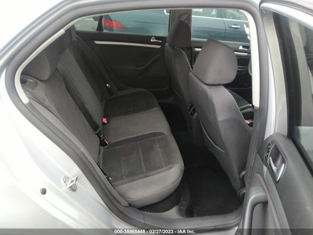 3VWJZ71K18M084905 Volkswagen Jetta Sedan S