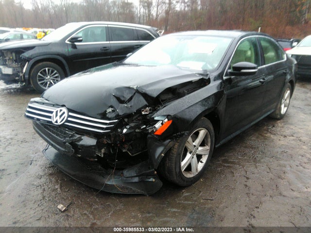 1VWBP7A31DC047500 Volkswagen Passat Se W/sunroof