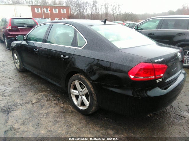 1VWBP7A31DC047500 Volkswagen Passat Se W/sunroof