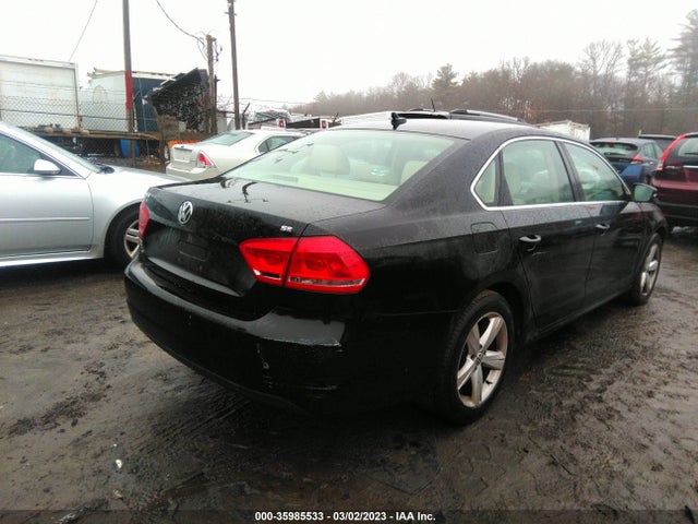 1VWBP7A31DC047500 Volkswagen Passat Se W/sunroof