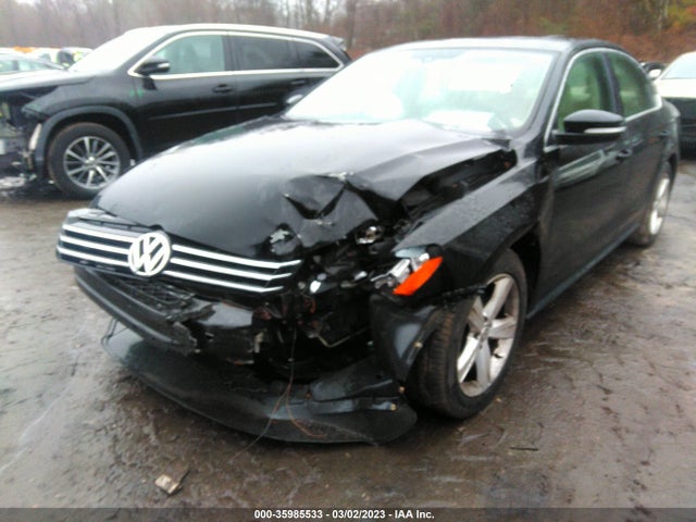 1VWBP7A31DC047500 Volkswagen Passat Se W/sunroof