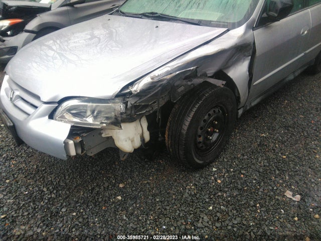 2002 HONDA ACCORD SDN VP VIN: 1HGCF86672A130376
