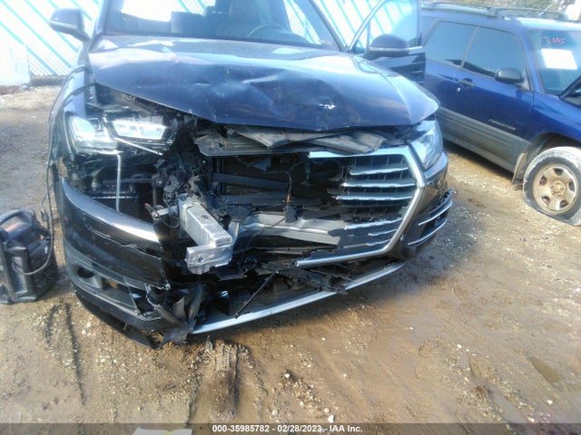WA1VAAF77JD008338 Audi Q7 Prestige