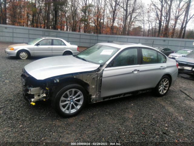 WBA8A3C58JA488308 BMW 3 Series 320i Xdrive