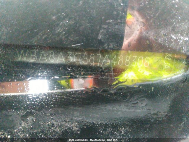 WBA8A3C58JA488308 BMW 3 Series 320i Xdrive