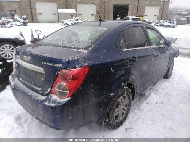 Chevrolet SONIC LT 2014 1G1JC5SG4E4221239 Image 4