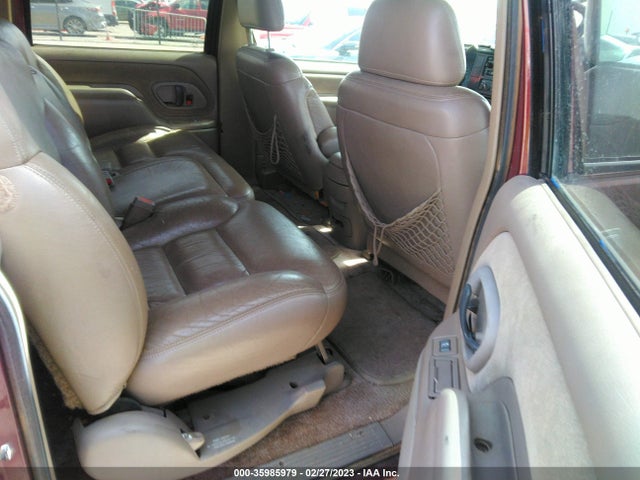 Chevrolet Suburban 1998 1GNFK16R1WJ355530 Image 9
