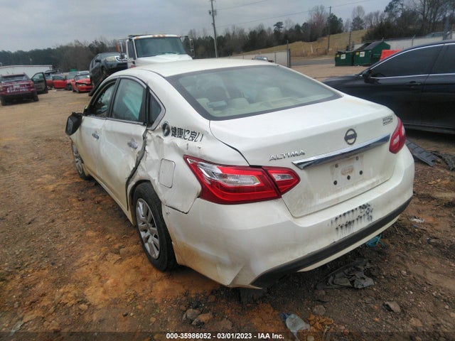 Nissan Altima 2.5 S 2017 1N4AL3AP2HC228624 Image 3