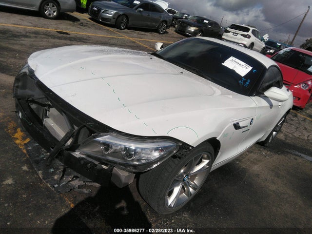 2016 BMW Z4, VIN: WBALM7C56G5B60169