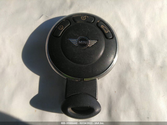 2015 Mini Cooper, VIN: WMWZP3C56FT708821