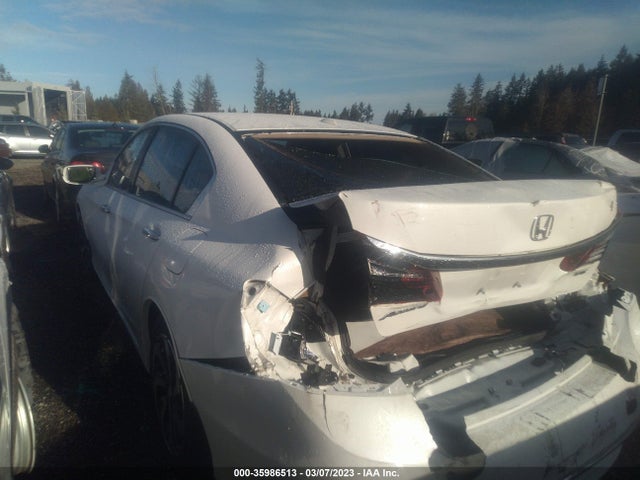 2016 Honda Accord, VIN: 1HGCR3F09GA000564