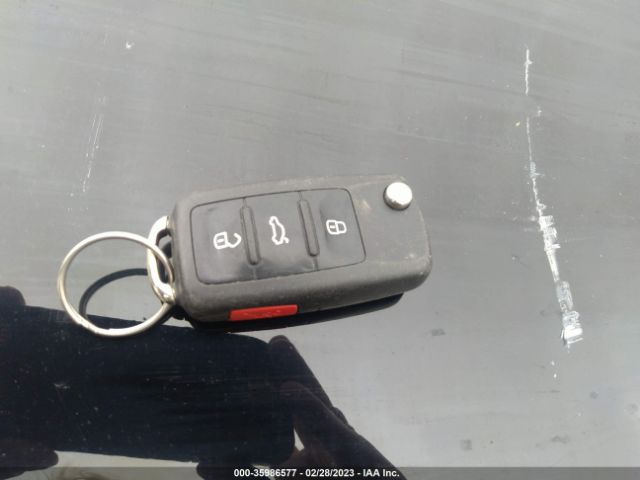 3VWD07AJ2FM255186 Volkswagen Jetta 1.8t Se
