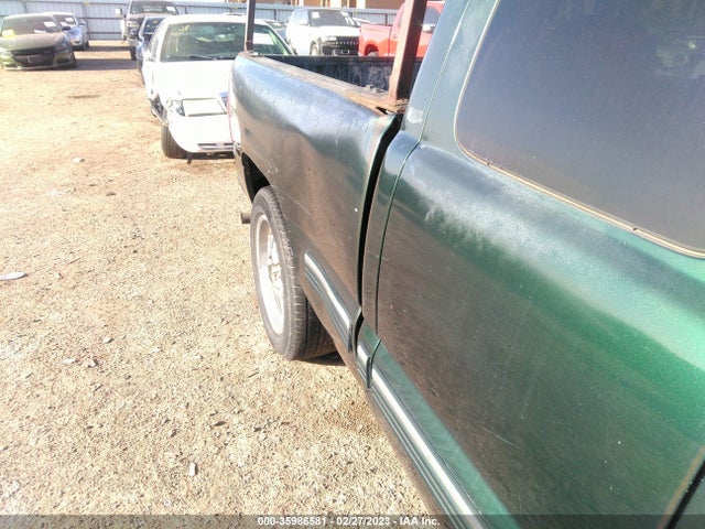 2001 CHEVROLET SILVERADO 1500 LS VIN: 2GCEC19T711231662