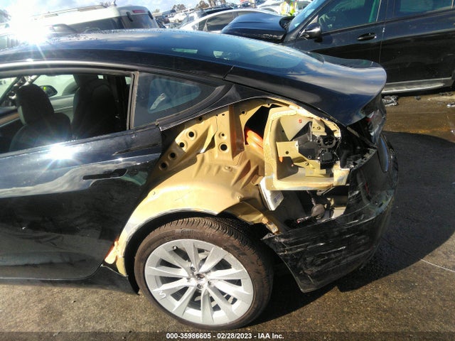 Tesla Model 3 Standard Range Plus 2021 5YJ3E1EA4MF856558 Image 8