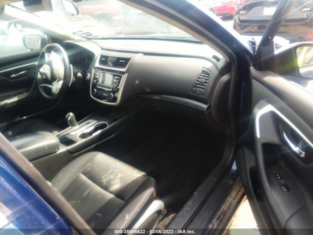 1N4AL3AP2JC137004 Nissan Altima 2.5 Sr