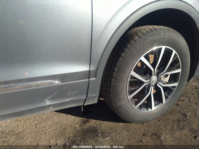 35986683 :رقم المزاد ، 3VV2B7AX4MM032607 vin ، 2021 Volkswagen Tiguan Se/se R-line Black/sel مزاد بيع