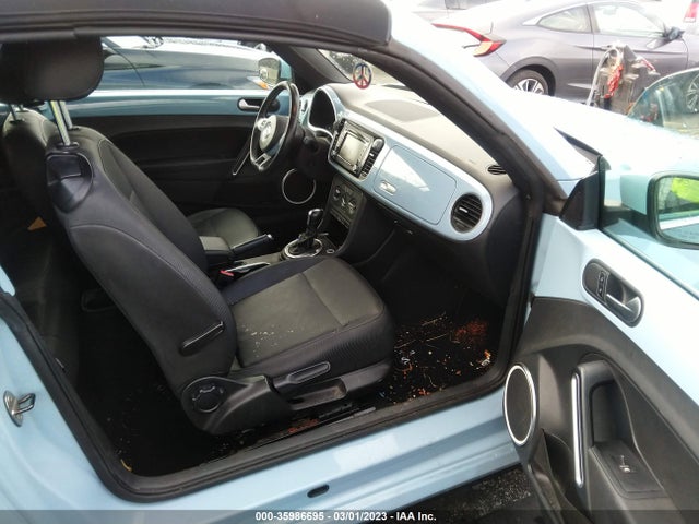 2013 VOLKSWAGEN BEETLE CONVERTIBLE 2.5L W/TECH VIN: 3VW5P7AT0DM821148