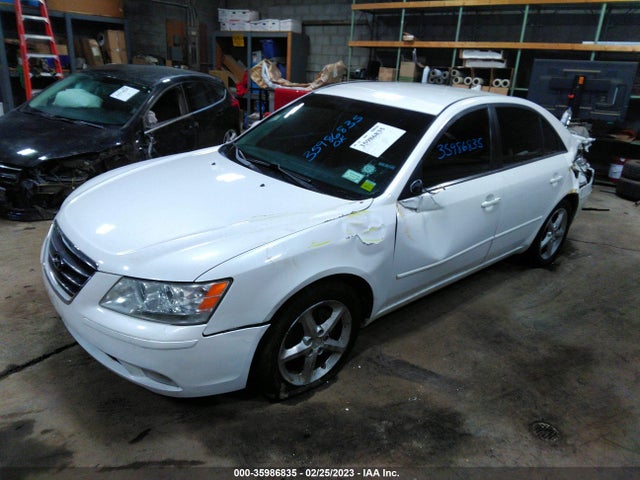 Hyundai SONATA SE 2009 5NPEU46F39H452182 Image 2