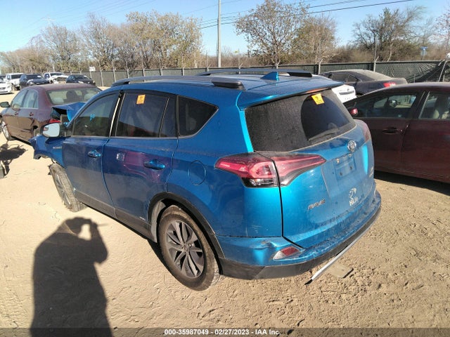 2017 Toyota RAV4, VIN: JTMRJREV3HD124409