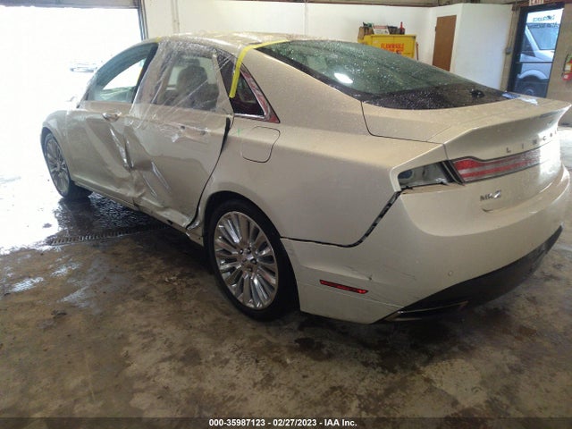 2015 Lincoln MKZ, VIN: 3LN6L2J99FR611823