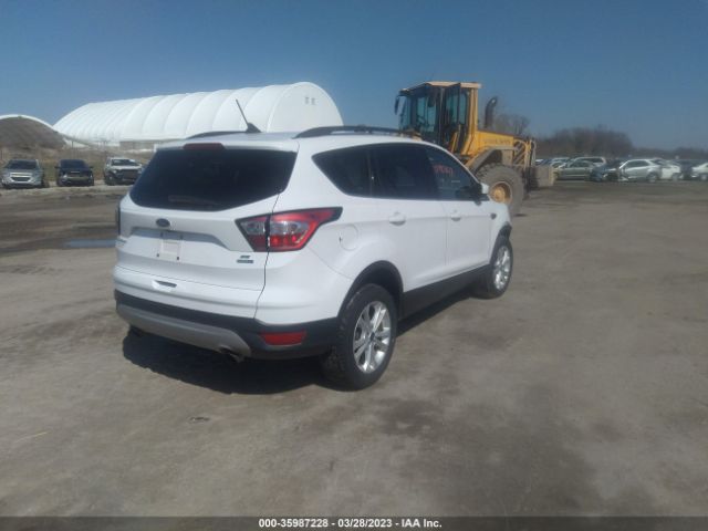 1FMCU9GD9JUB10811 Ford ESCAPE SE