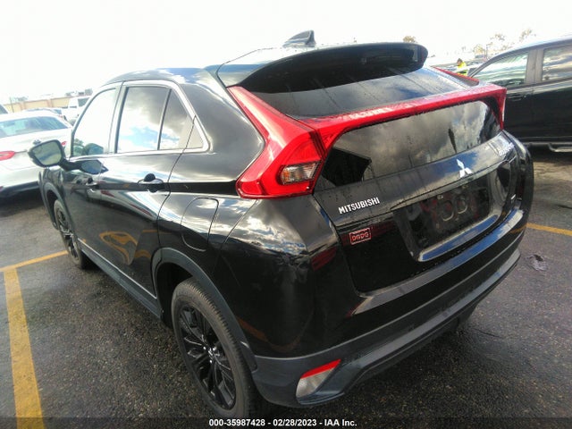 JA4AT4AA0JZ070289 Mitsubishi Eclipse Cross Le