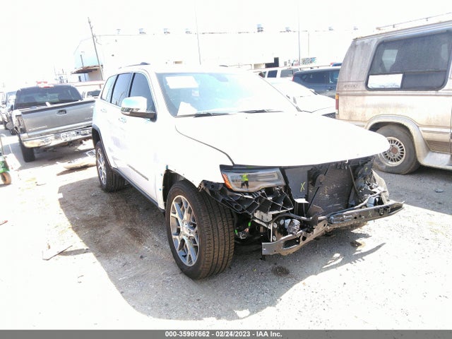 2022 Jeep Grand Cherokee, VIN: 1C4RJFBG2NC121717