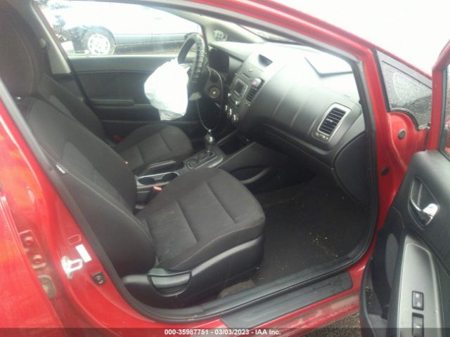 KNAFK4A66G5613281 KIA FORTE LX