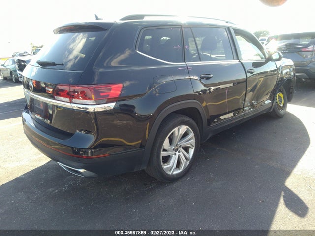 2021 Volkswagen Atlas, VIN: 1V2WR2CA2MC586929