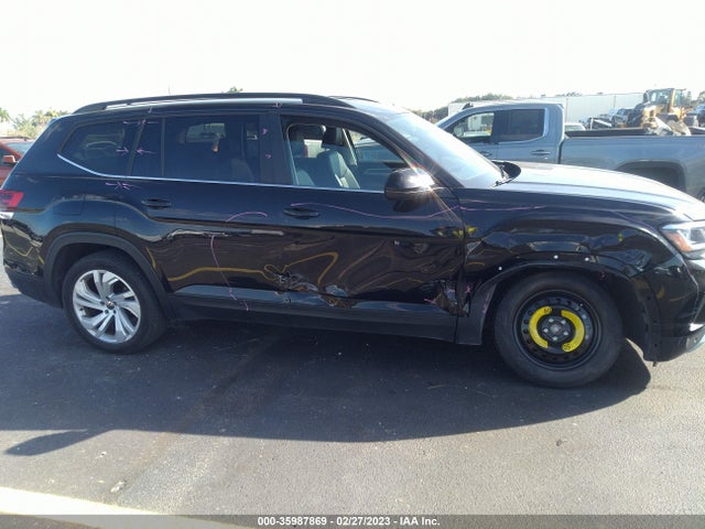 2021 Volkswagen Atlas, VIN: 1V2WR2CA2MC586929