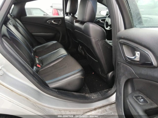 Chrysler 200 S 2015 1C3CCCBB9FN555310 Image 8
