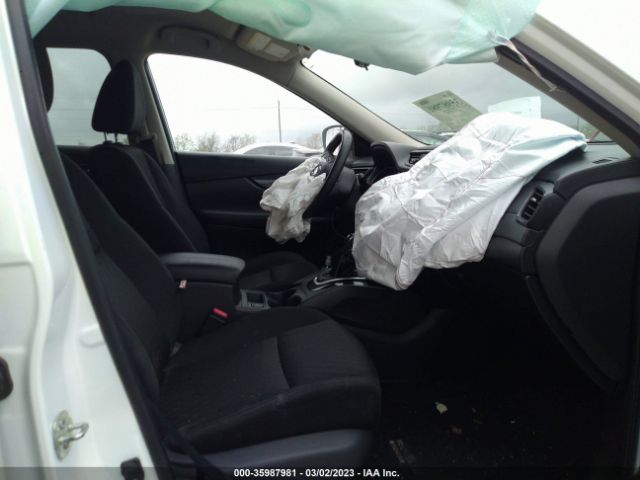KNMAT2MV2LP505174 Nissan ROGUE SV