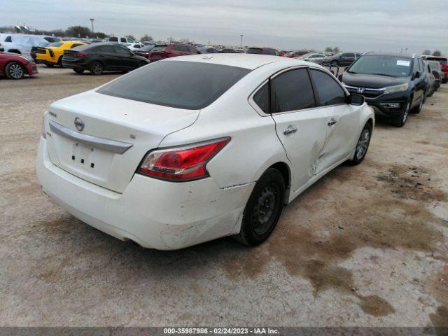 1N4AL3AP0FC161597 Nissan Altima 2.5 S
