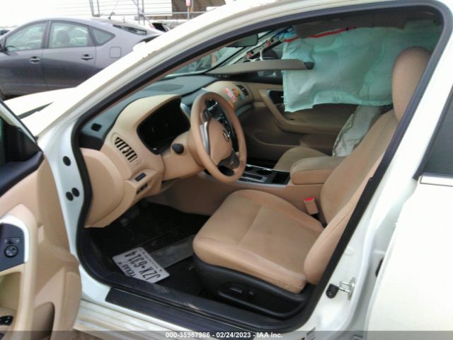 1N4AL3AP0FC161597 Nissan Altima 2.5 S