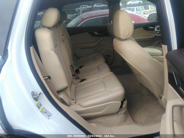 WA1LAAF7XJD037002 Audi Q7 Premium Plus