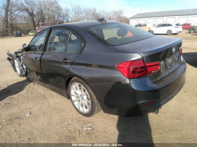 BMW 3 Series 320i 2017 WBA8E1G39HNU16716 Image 3