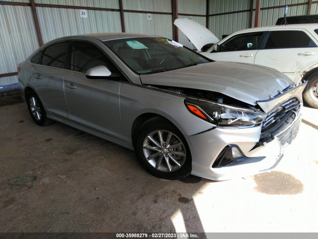 Hyundai SONATA SE 2018 5NPE24AF8JH627401 zdjęcie główne