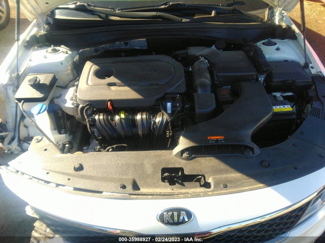2016 Kia Optima, VIN: KNAGT4L32G5084626