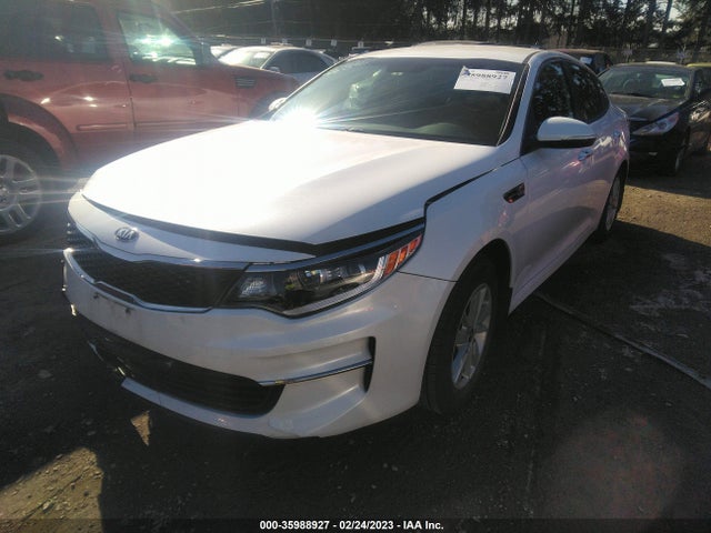2016 Kia Optima, VIN: KNAGT4L32G5084626