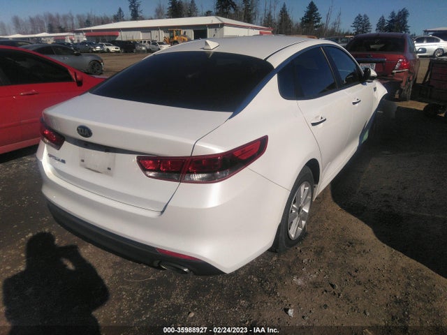 2016 Kia Optima, VIN: KNAGT4L32G5084626