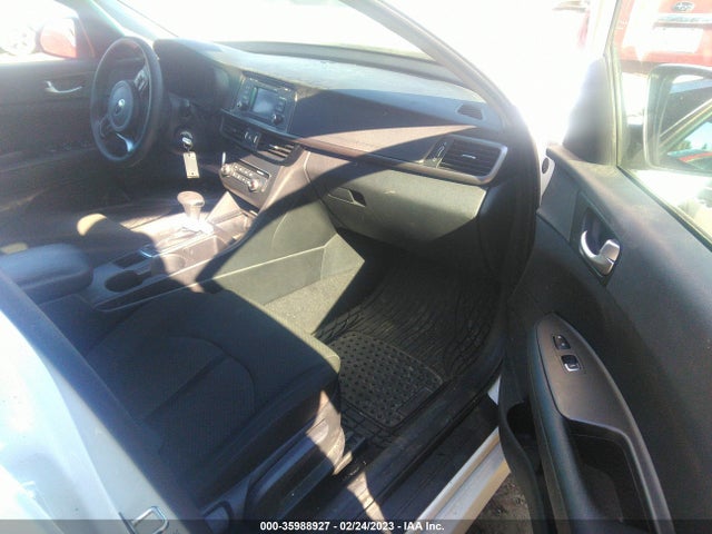 2016 Kia Optima, VIN: KNAGT4L32G5084626