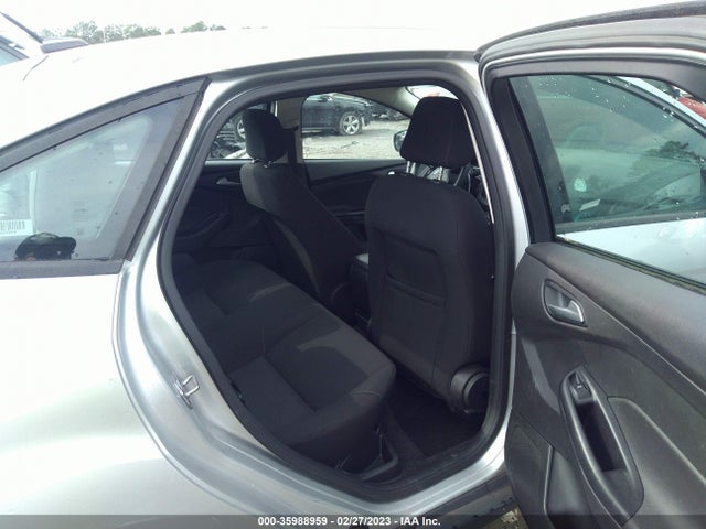 2018 Ford Focus, VIN: 1FADP3F23JL212985